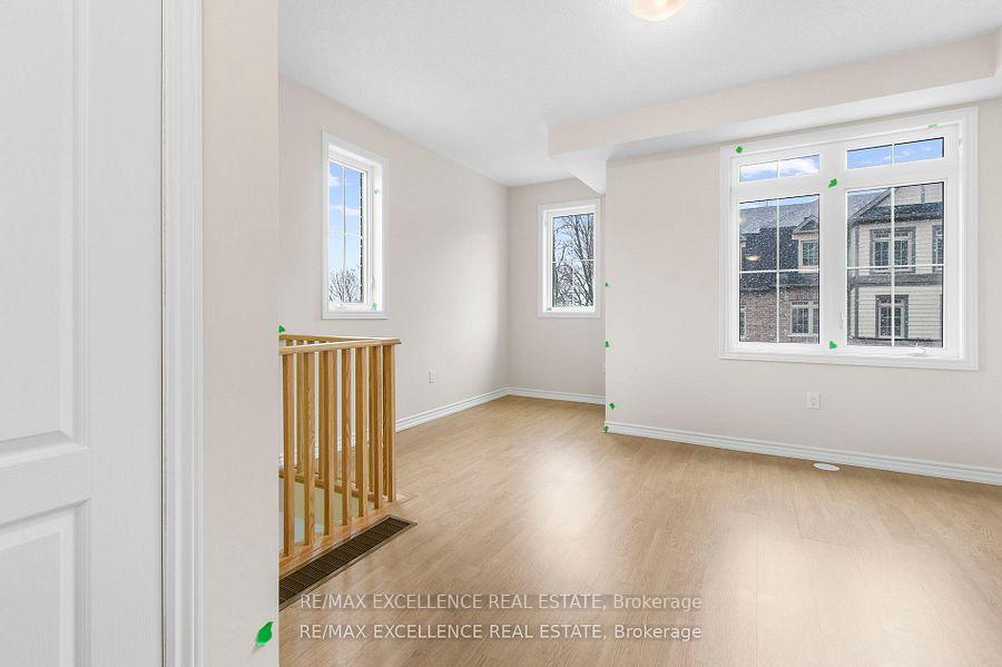 Photo 8 of 111 Senay Circle, Clarington, Courtice — HOMEH