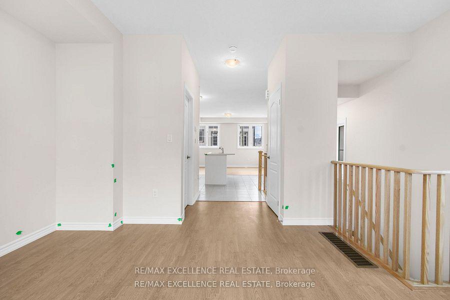 Photo 9 of 111 Senay Circle, Clarington, Courtice — HOMEH