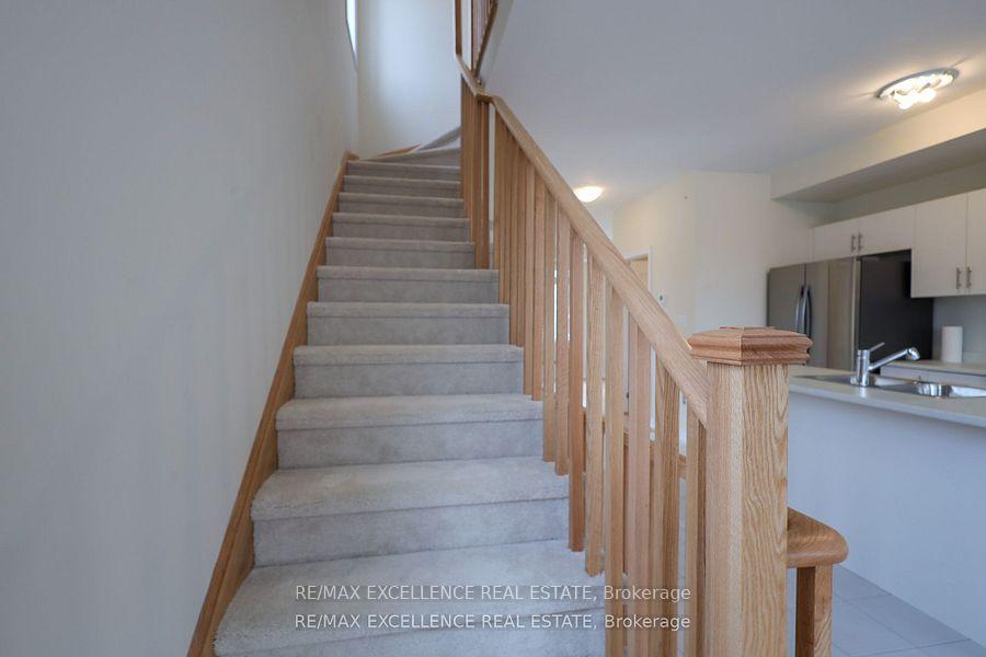 Photo 11 of 111 Senay Circle, Clarington, Courtice — HOMEH