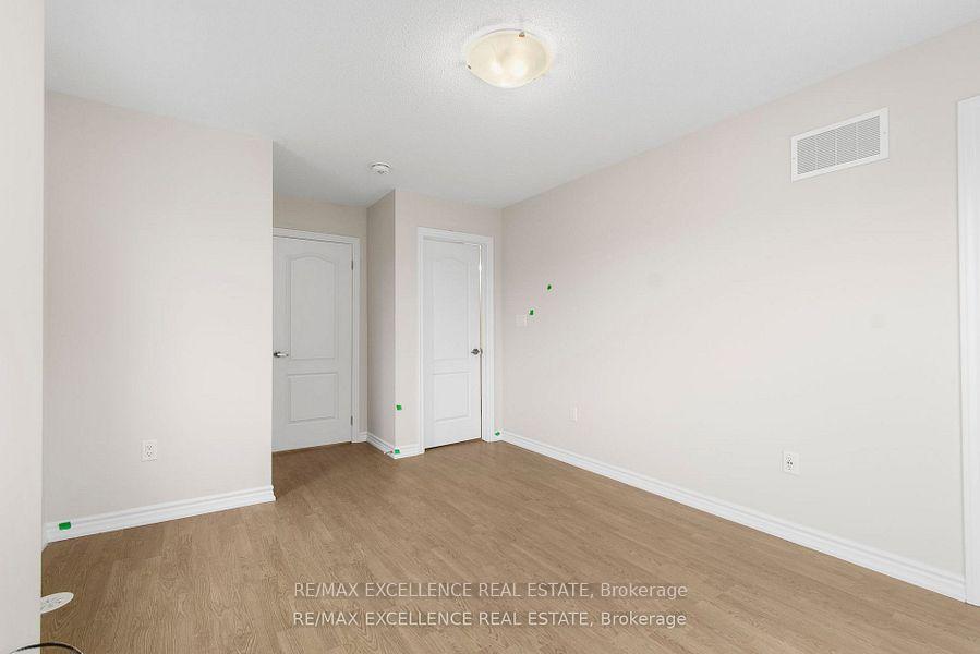 Photo 15 of 111 Senay Circle, Clarington, Courtice — HOMEH