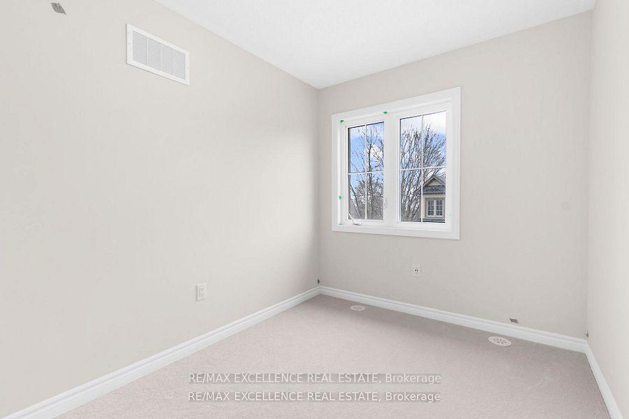 Photo 21 of 111 Senay Circle, Clarington, Courtice — HOMEH