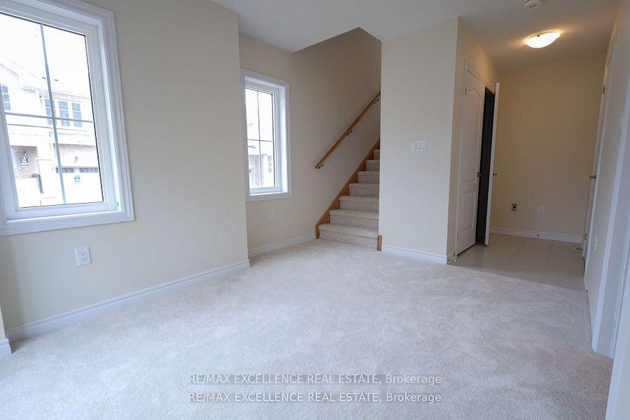 Photo 24 of 111 Senay Circle, Clarington, Courtice — HOMEH