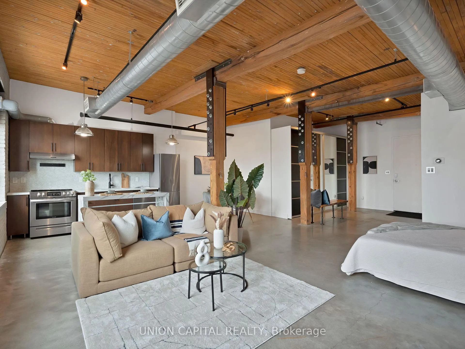 Front of Unit 507, 68 Broadview Avenue
