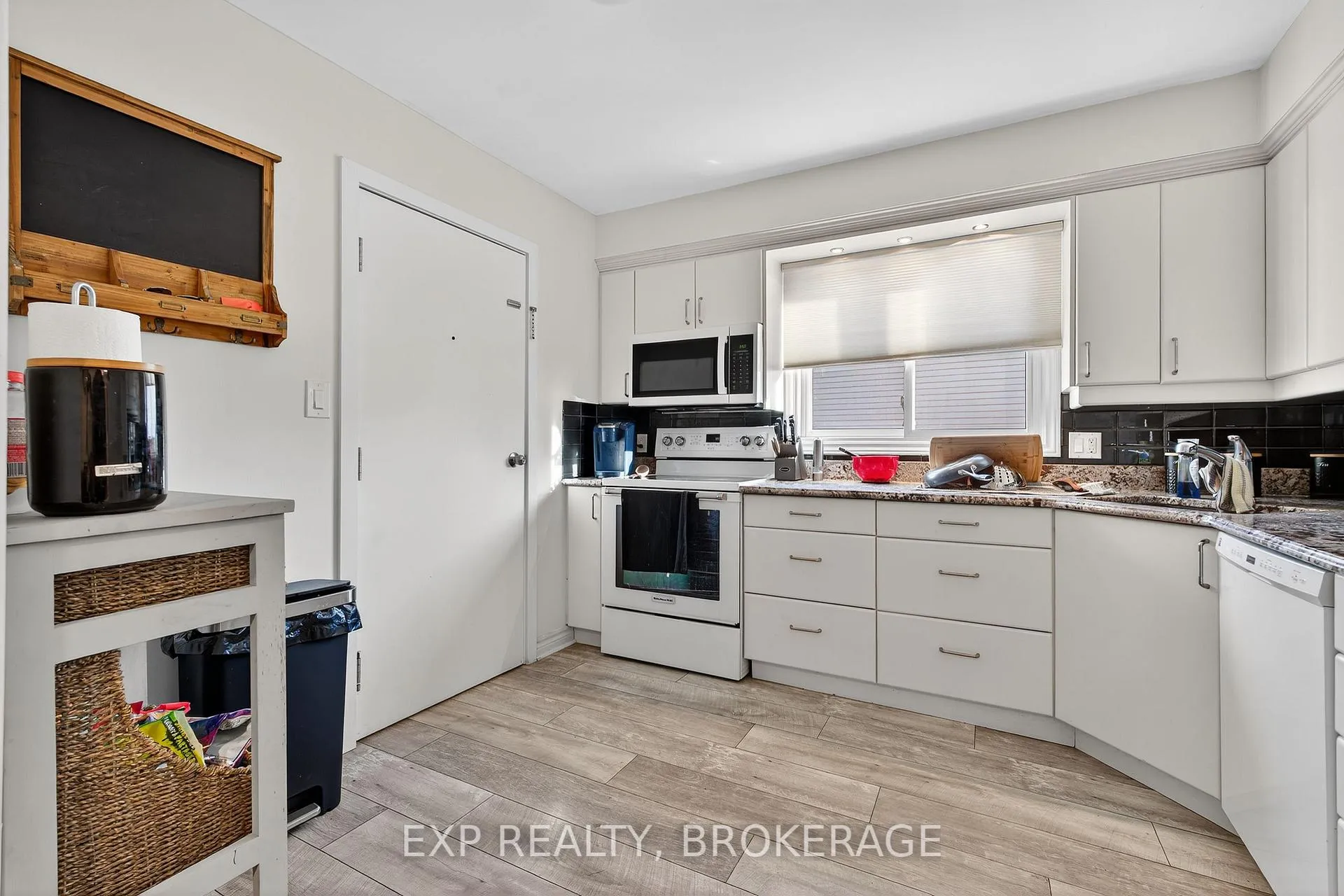 Photo 9 of 753 Ridley Drive, Kingston, North of Taylor-Kidd Blvd — HOMEH