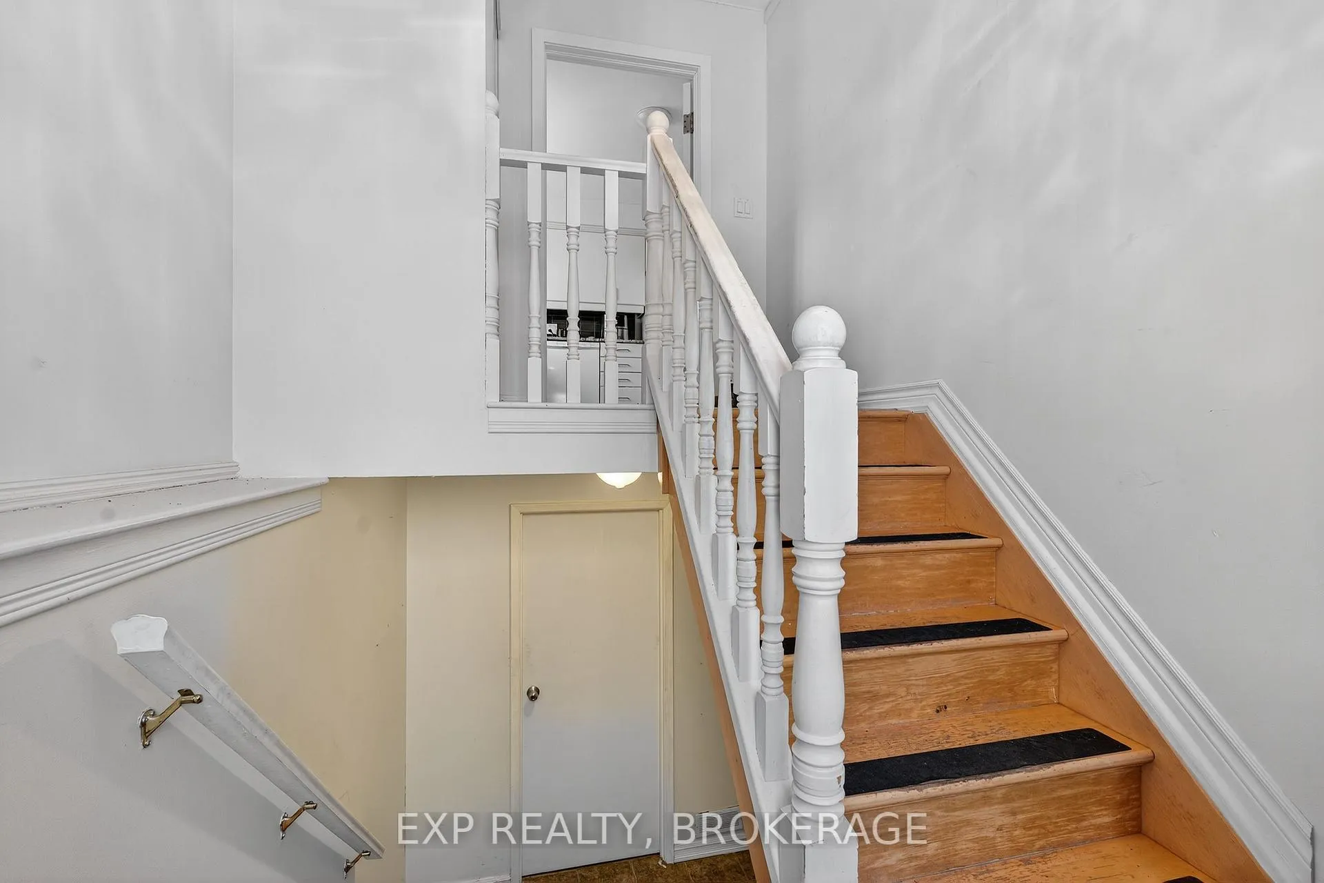 Photo 10 of 753 Ridley Drive, Kingston, North of Taylor-Kidd Blvd — HOMEH
