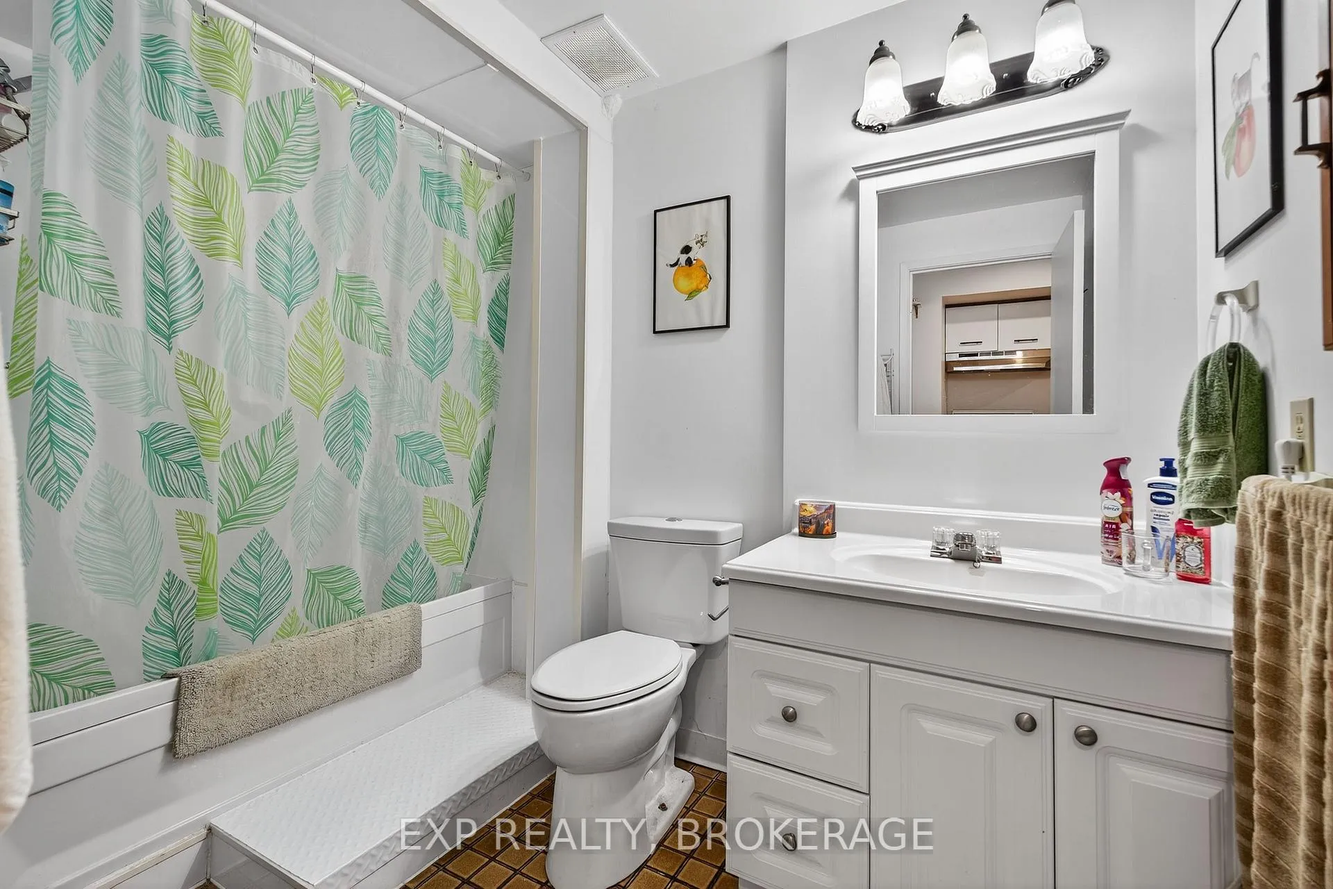 Photo 16 of 753 Ridley Drive, Kingston, North of Taylor-Kidd Blvd — HOMEH