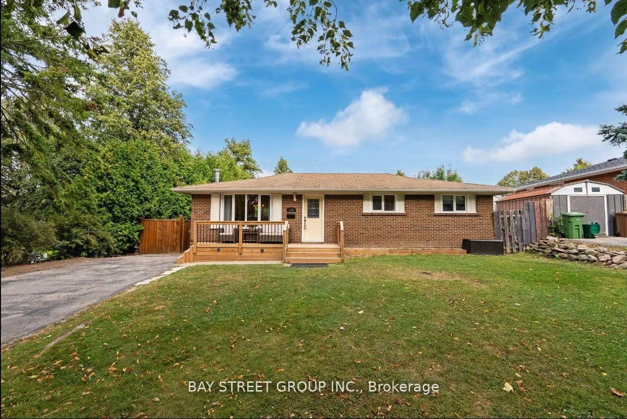 Front of Unit 2, 119 Claymore Crescent