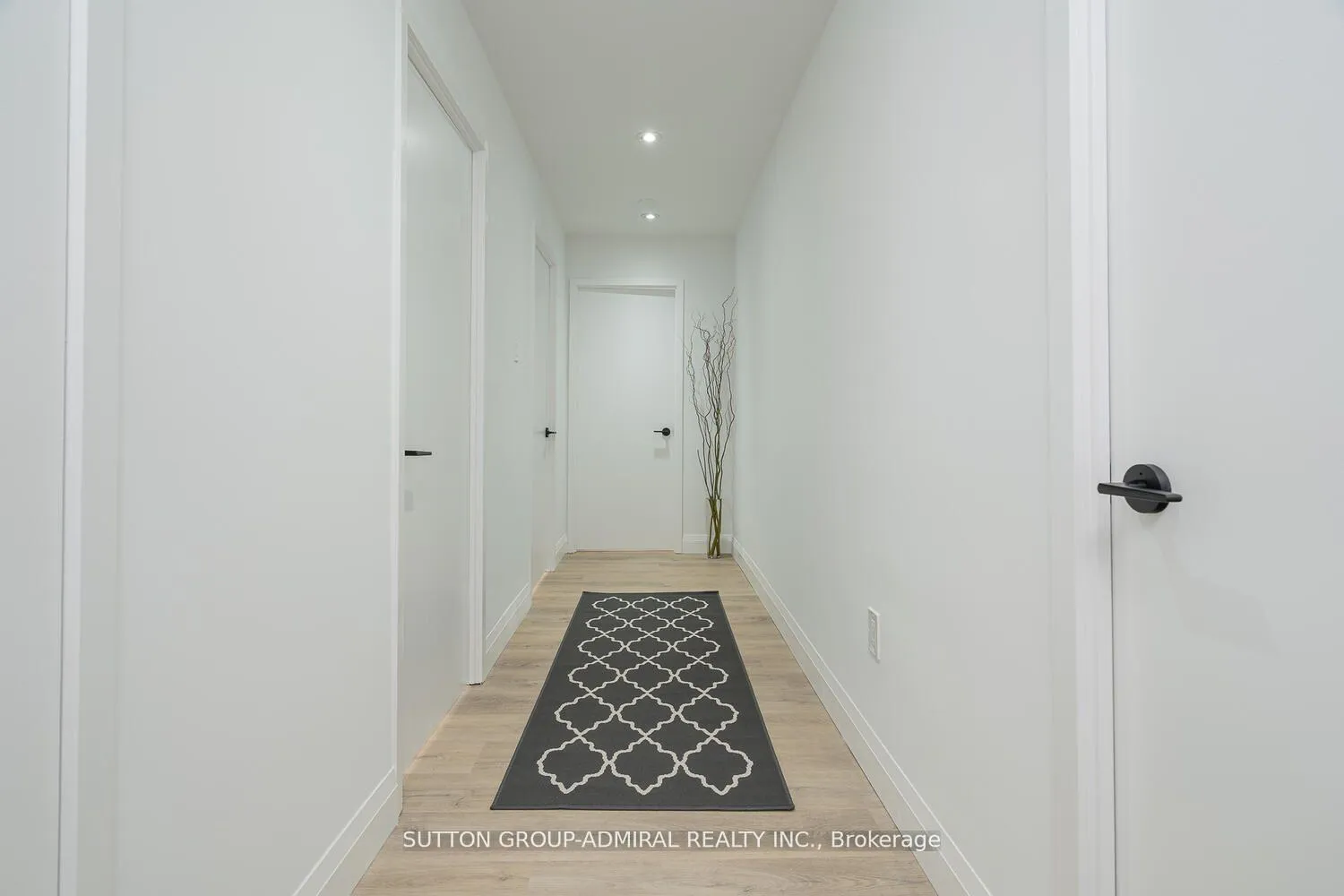 Photo 4 of Unit PH05, 150 Neptune Drive, Toronto, Englemount-Lawrence — HOMEH