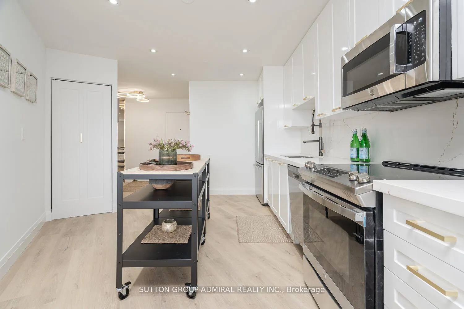 Photo 14 of Unit PH05, 150 Neptune Drive, Toronto, Englemount-Lawrence — HOMEH