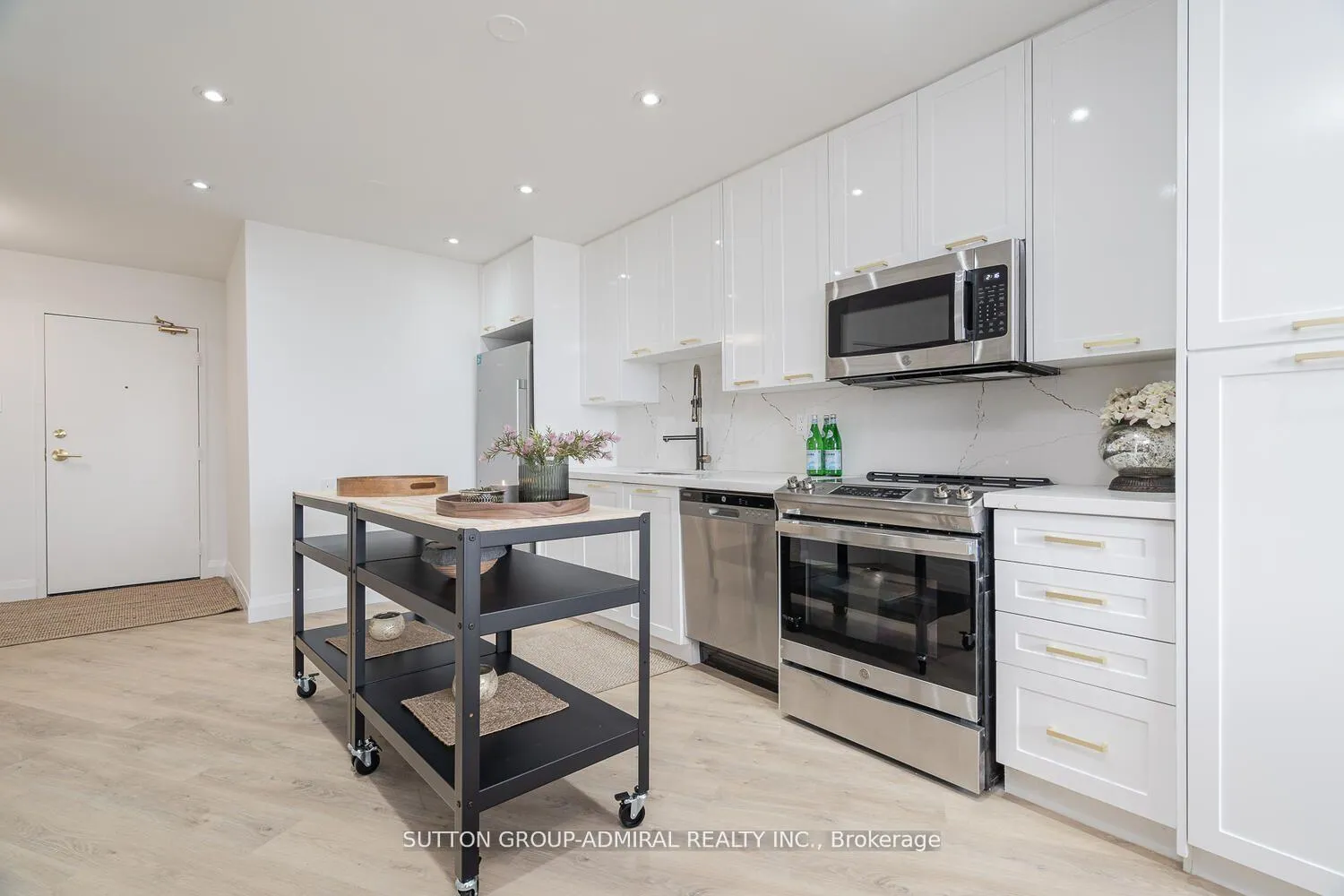 Photo 15 of Unit PH05, 150 Neptune Drive, Toronto, Englemount-Lawrence — HOMEH
