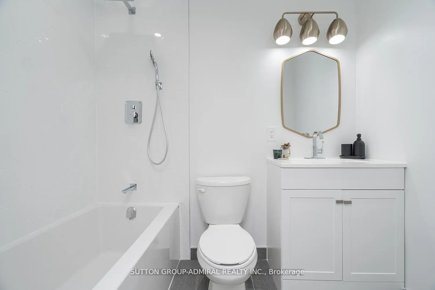Photo 21 of Unit PH05, 150 Neptune Drive, Toronto, Englemount-Lawrence — HOMEH
