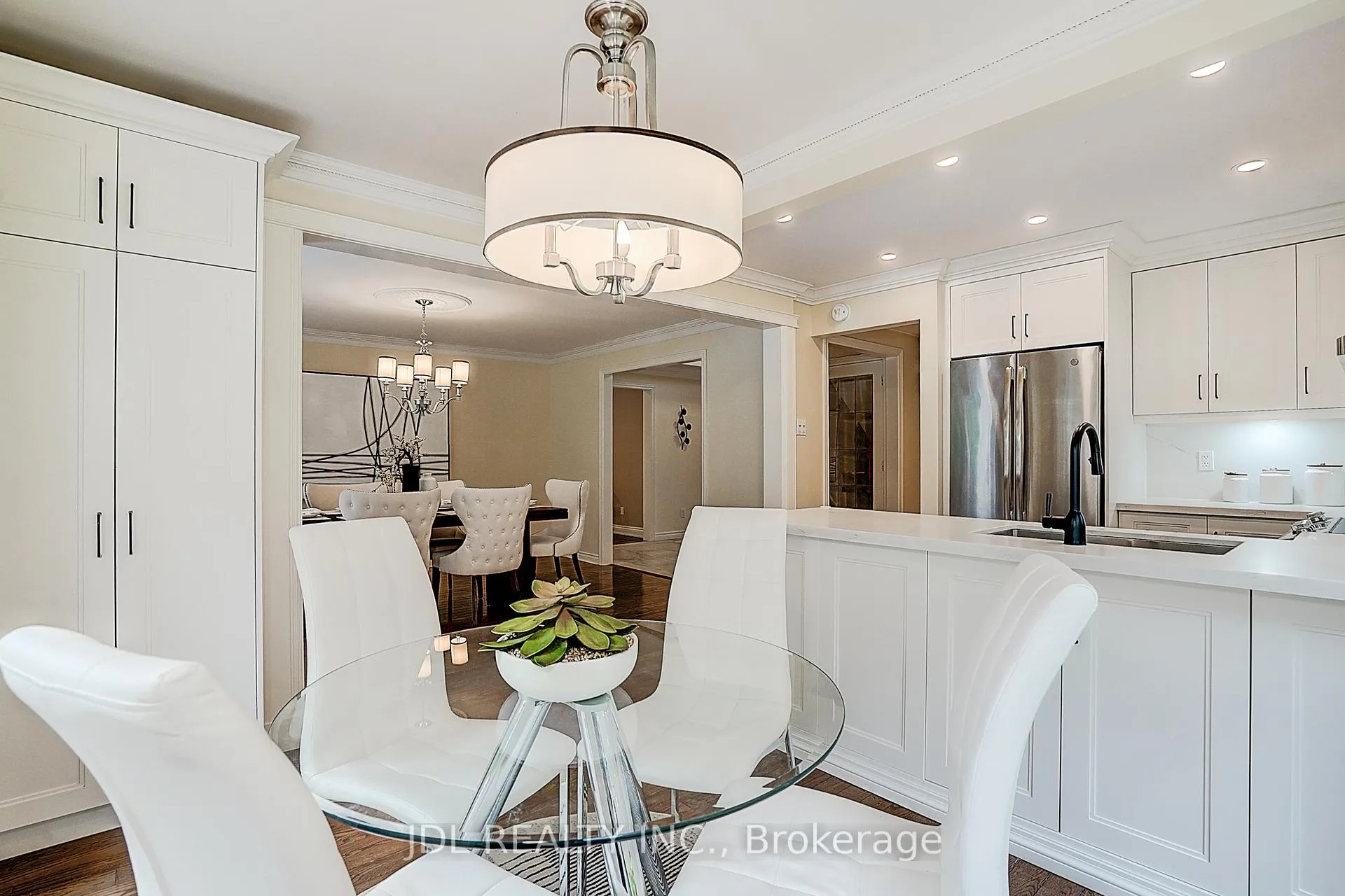 Photo 17 of 113 Aitken Circle W, Markham, Unionville — HOMEH