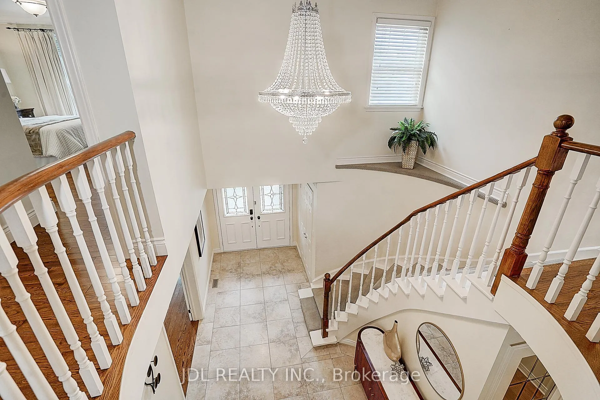 Photo 22 of 113 Aitken Circle W, Markham, Unionville — HOMEH