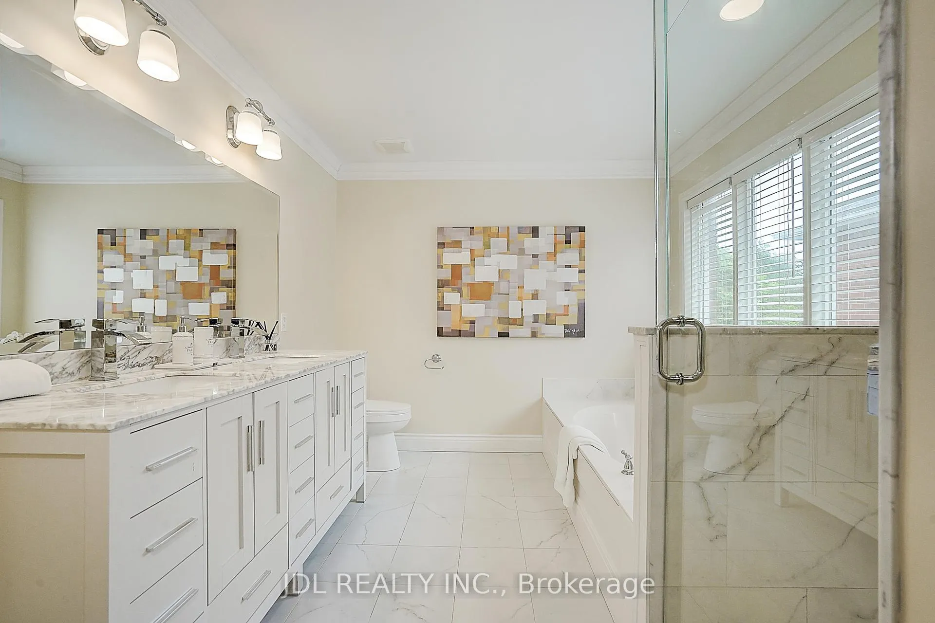 Photo 24 of 113 Aitken Circle W, Markham, Unionville — HOMEH