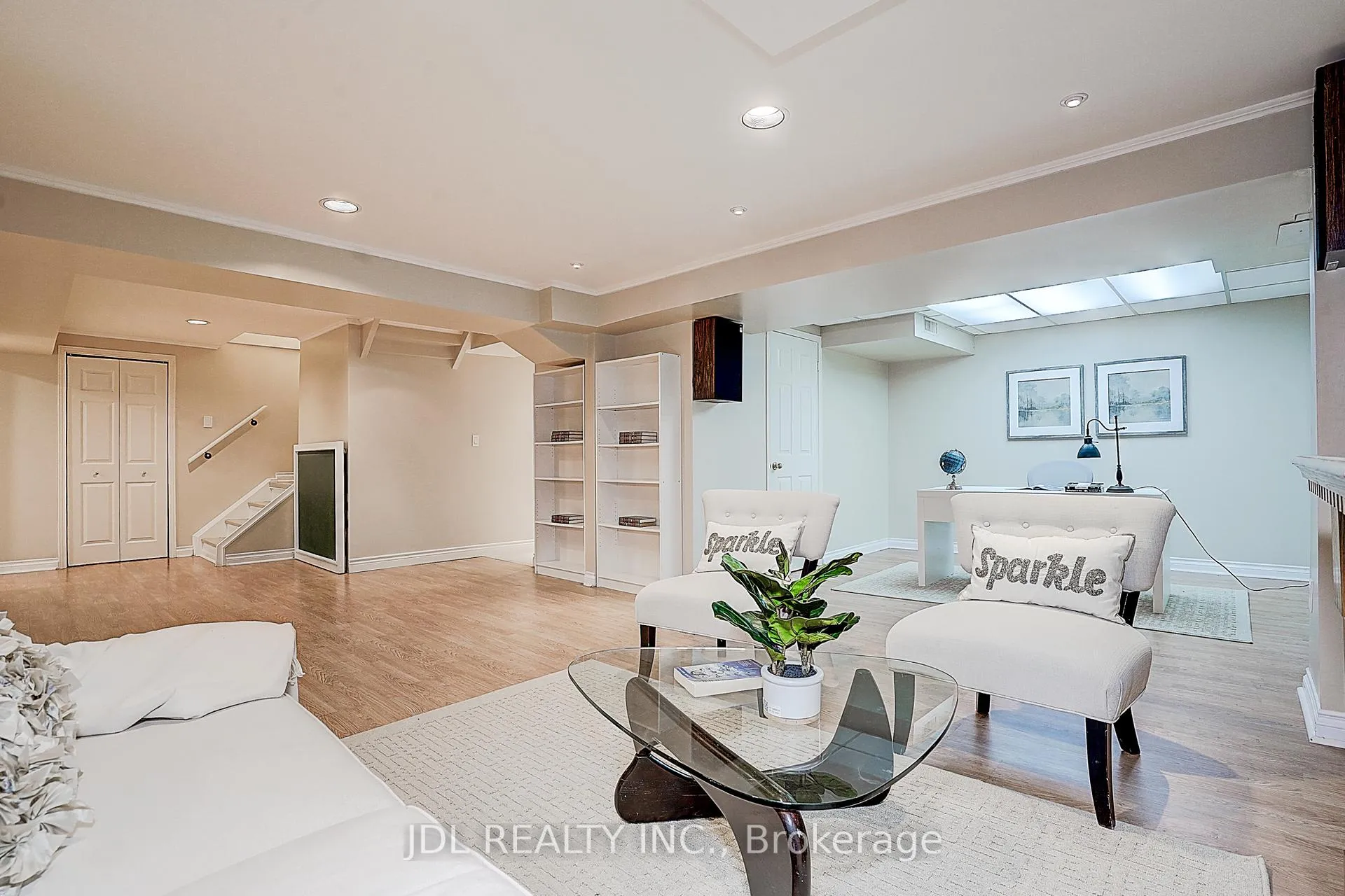 Photo 33 of 113 Aitken Circle W, Markham, Unionville — HOMEH