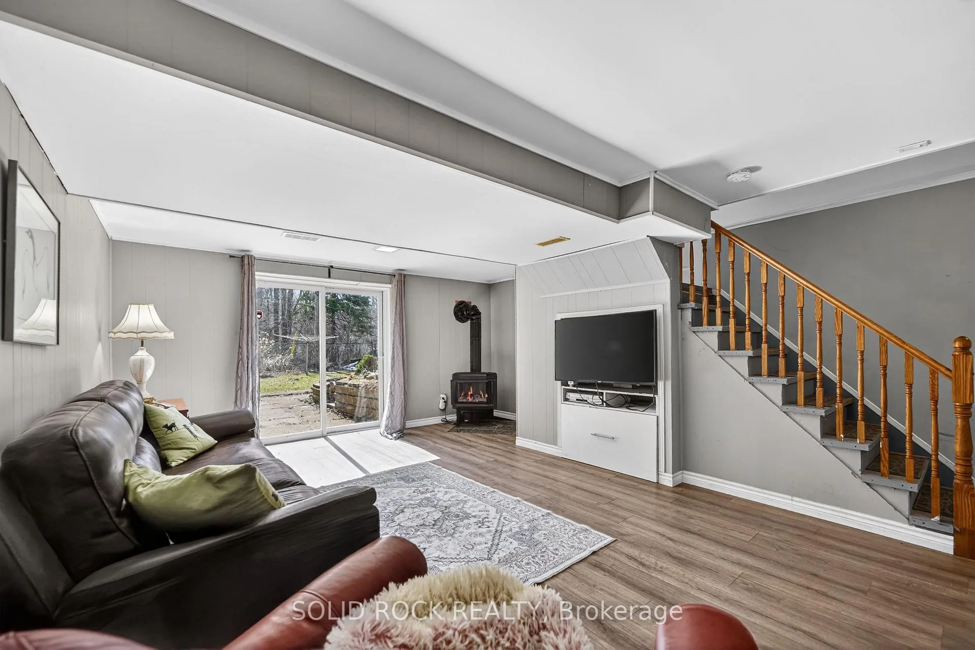 Photo 31 of 209 Reynolds Drive E, Brockville — HOMEH