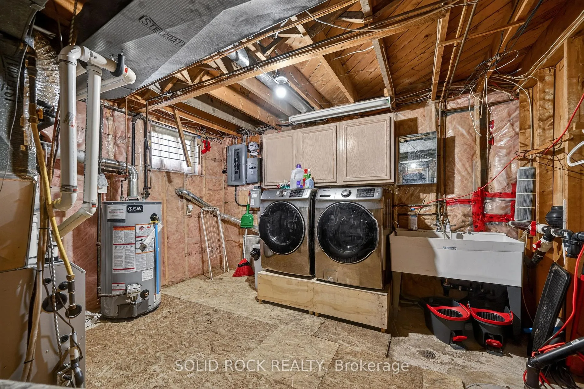 Photo 34 of 209 Reynolds Drive E, Brockville — HOMEH