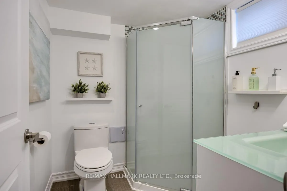 Photo 20 of 84 Delma Drive, Etobicoke, Alderwood — HOMEH
