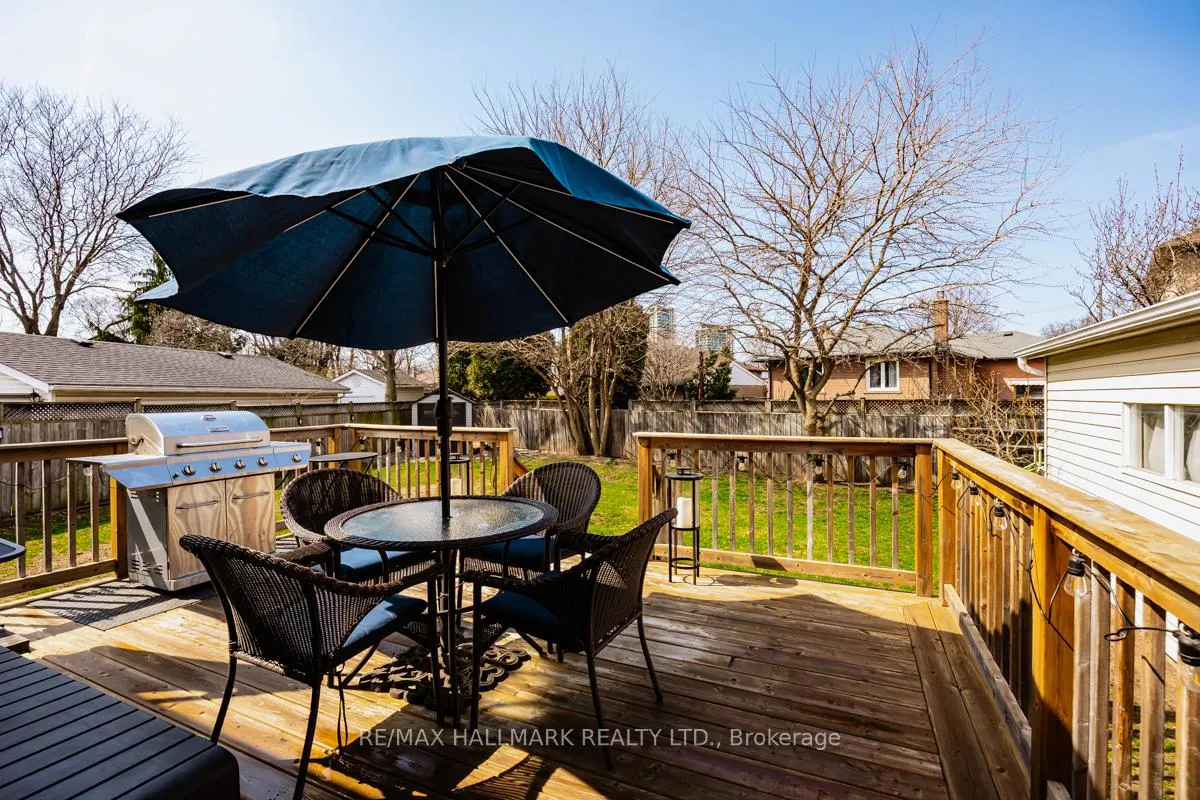 Photo 32 of 84 Delma Drive, Etobicoke, Alderwood — HOMEH