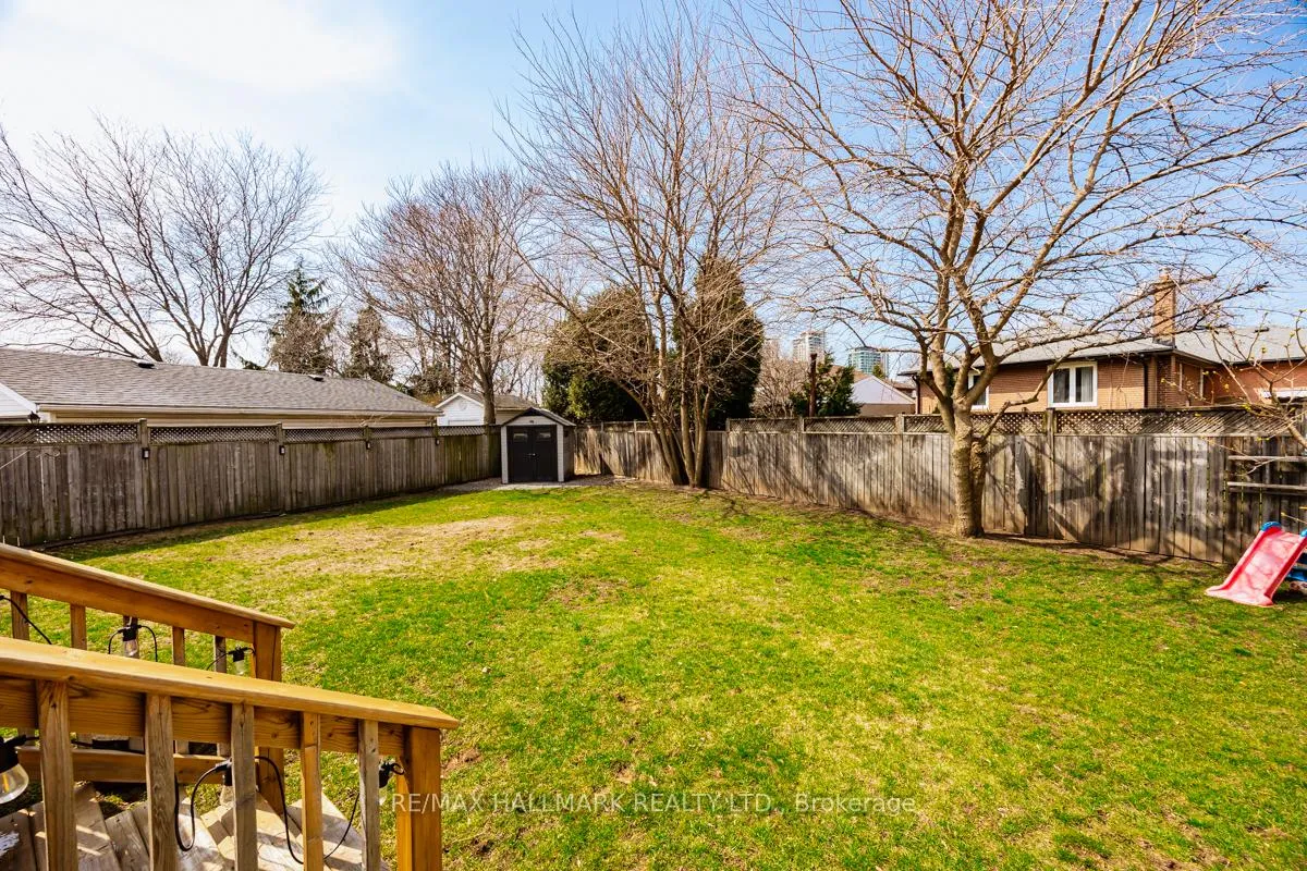 Photo 34 of 84 Delma Drive, Etobicoke, Alderwood — HOMEH