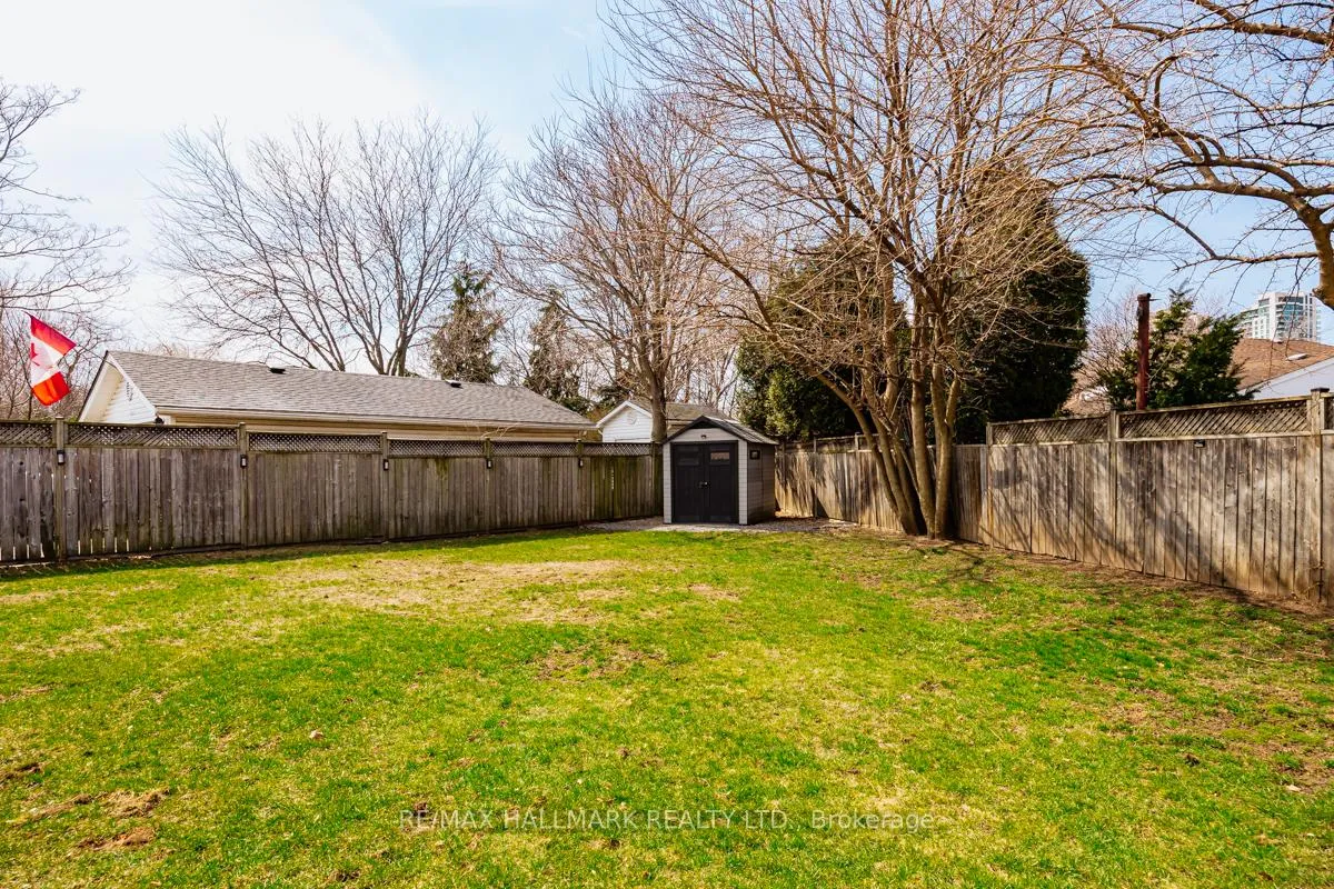 Photo 35 of 84 Delma Drive, Etobicoke, Alderwood — HOMEH