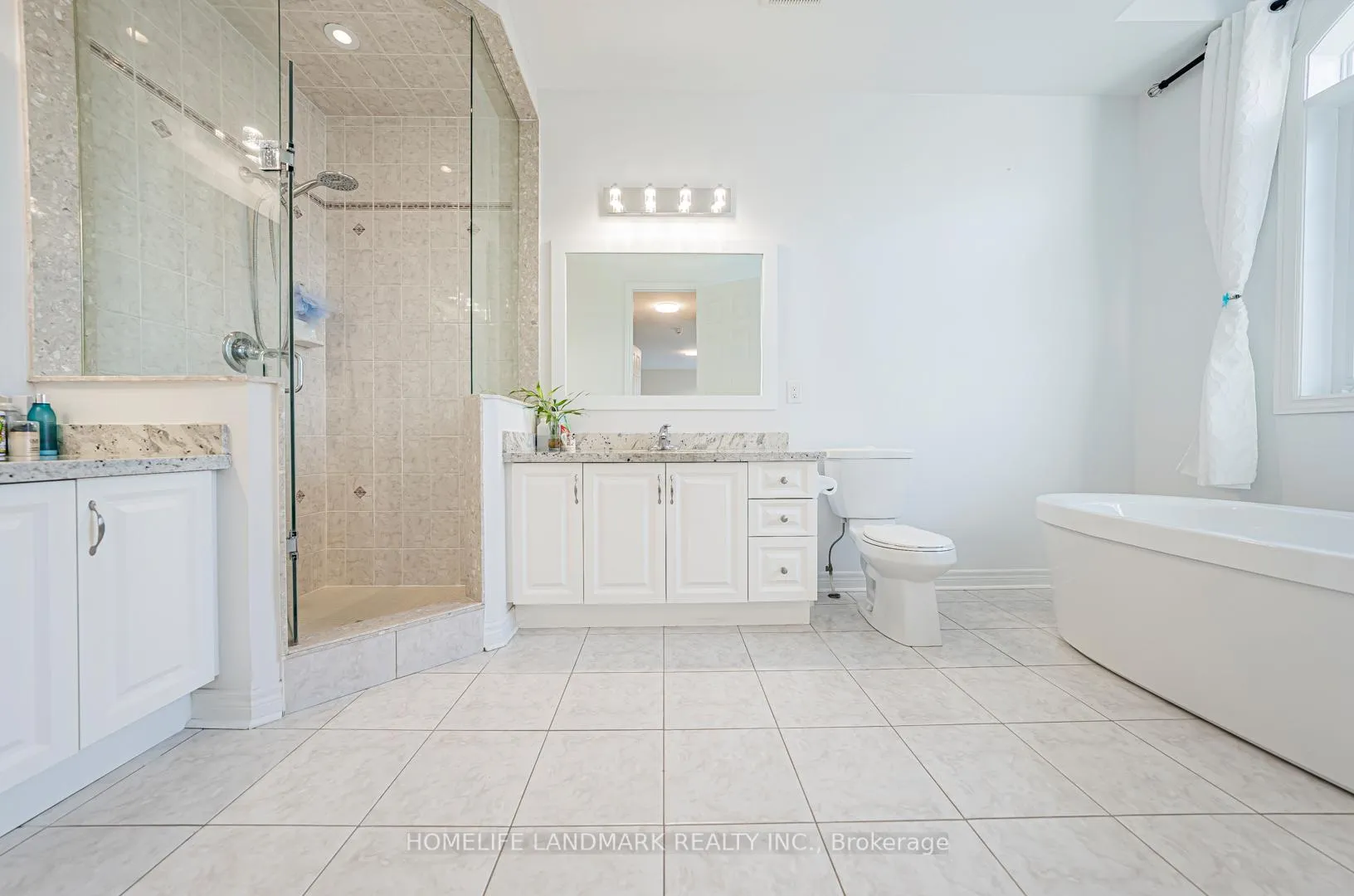 Photo 20 of 68 Randolph Drive, Vaughan, Patterson — HOMEH