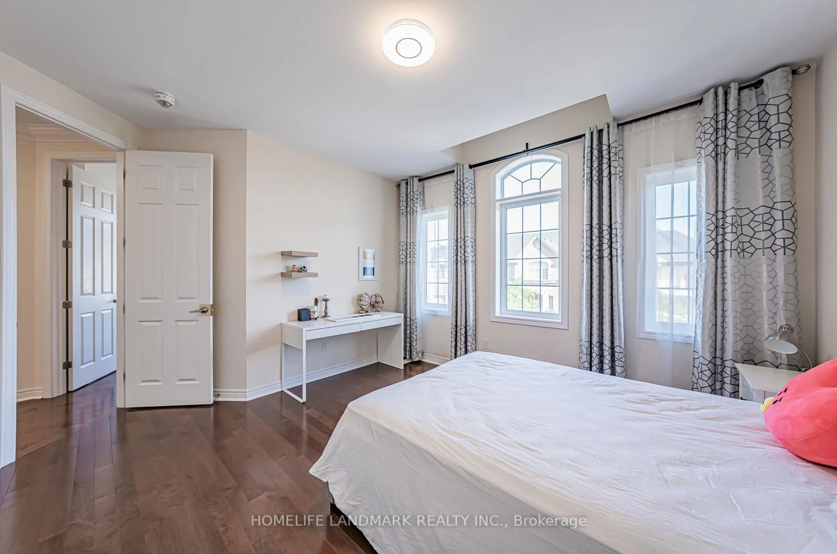 Photo 32 of 68 Randolph Drive, Vaughan, Patterson — HOMEH
