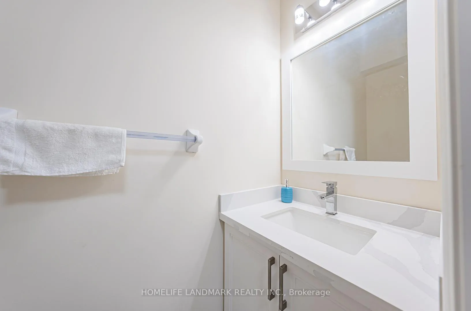 Photo 39 of 68 Randolph Drive, Vaughan, Patterson — HOMEH