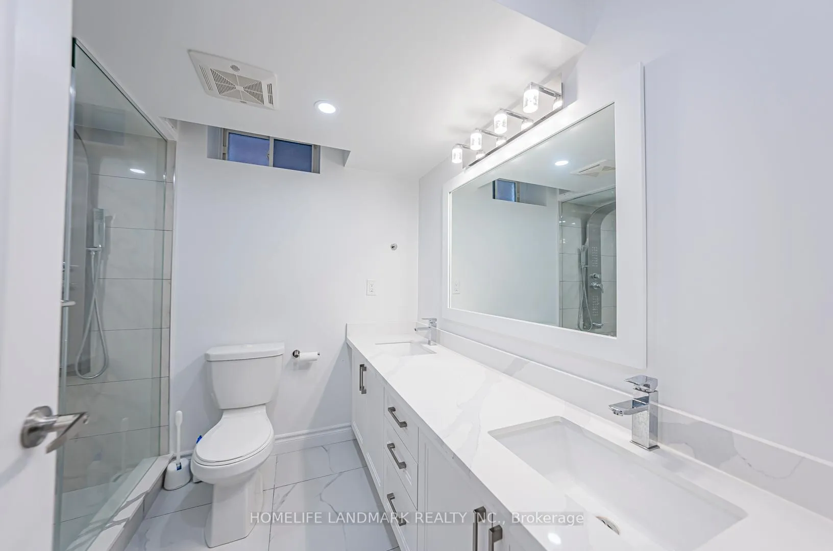 Photo 43 of 68 Randolph Drive, Vaughan, Patterson — HOMEH