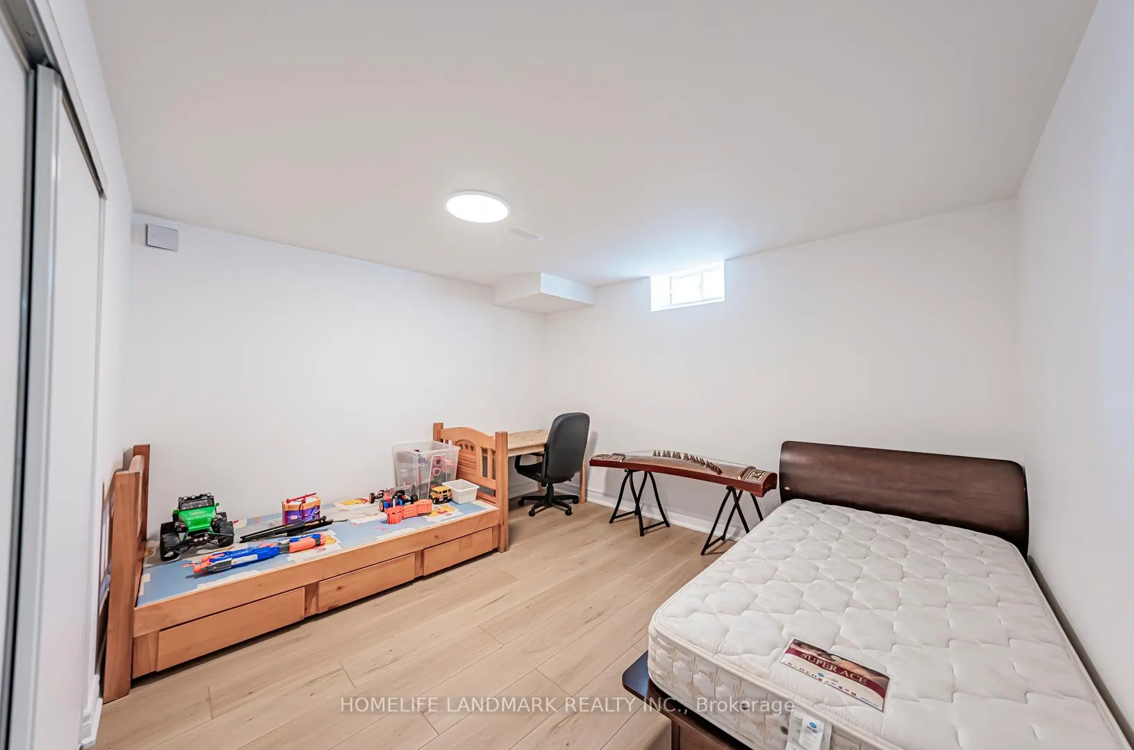 Photo 48 of 68 Randolph Drive, Vaughan, Patterson — HOMEH
