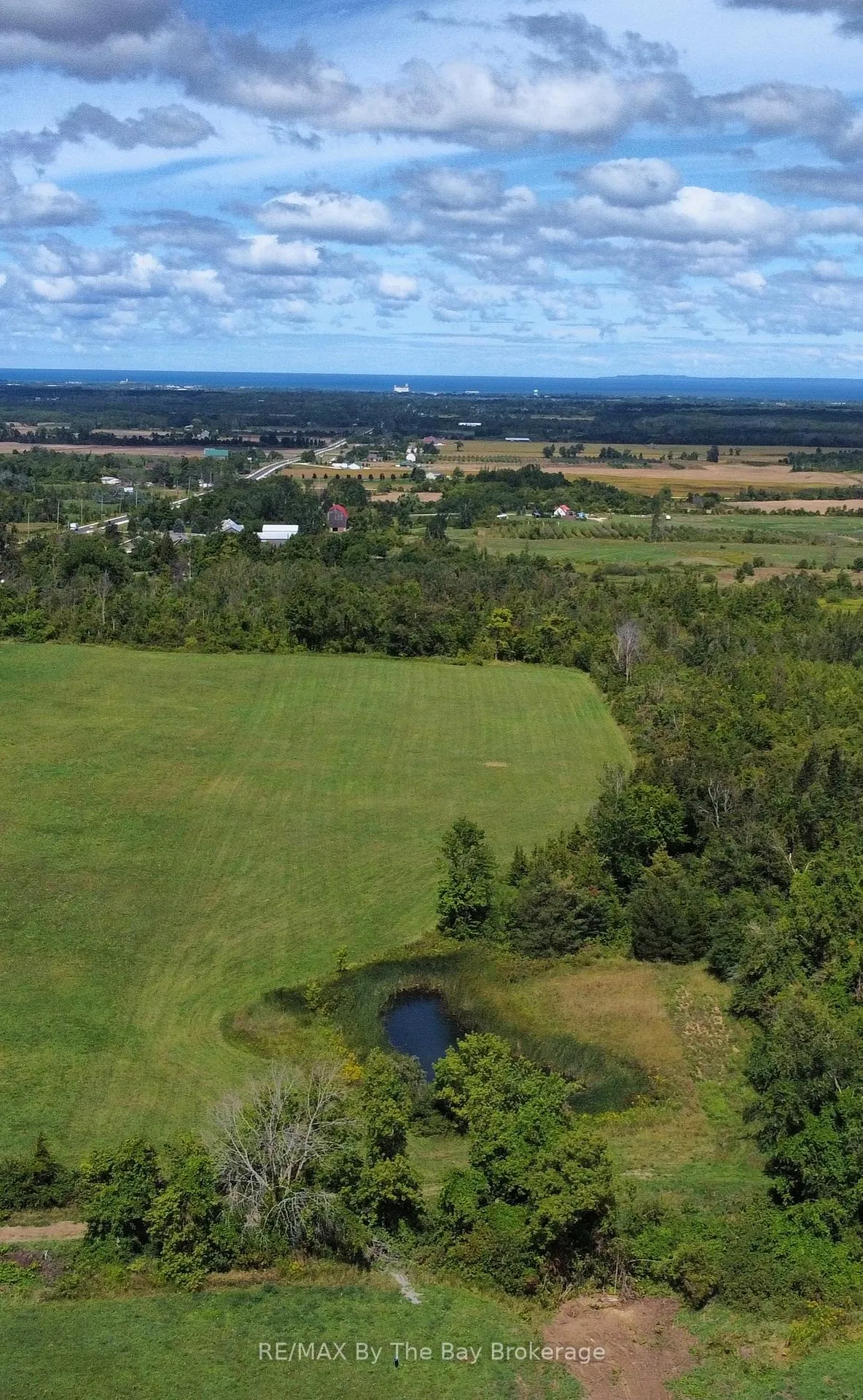 Photo 1 of 12 Sydenham Trail, Clearview, Rural Clearview — HOMEH