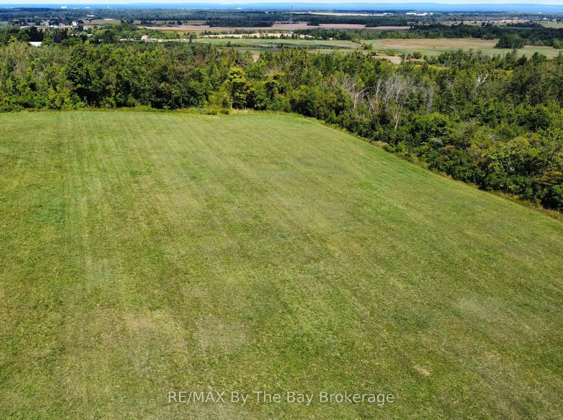 Photo 5 of 12 Sydenham Trail, Clearview, Rural Clearview — HOMEH