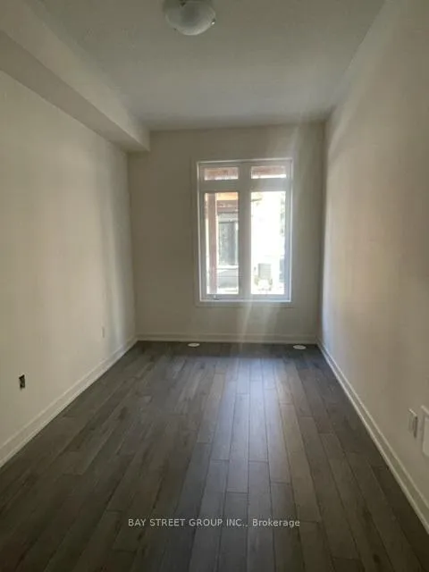Photo 14 of 131 Farooq Boulevard, Vaughan, Vellore Village — HOMEH