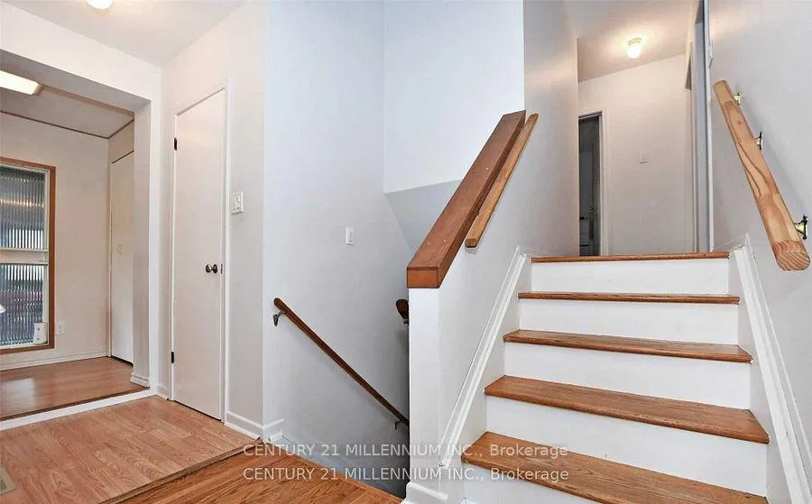 Photo 7 of 34 Seaton Drive, Aurora, Aurora Highlands — HOMEH