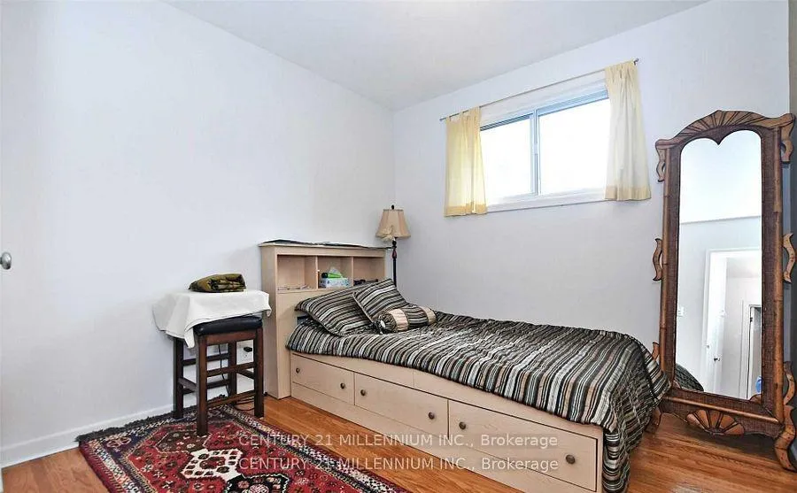 Photo 8 of 34 Seaton Drive, Aurora, Aurora Highlands — HOMEH