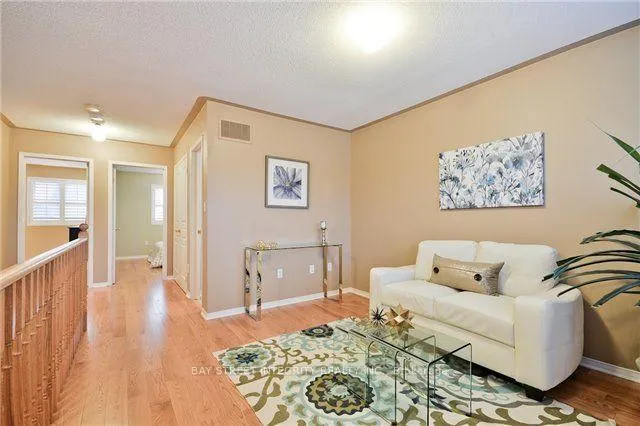 Photo 12 of 40 Appleview Road, Markham, Greensborough — HOMEH