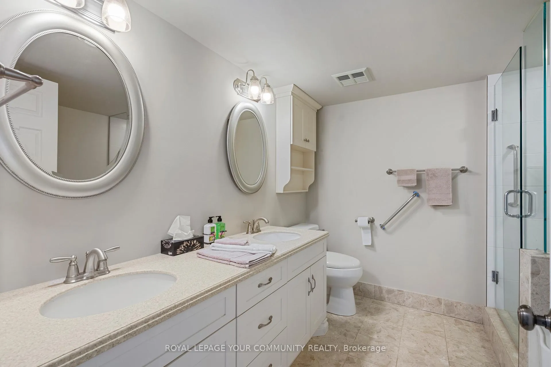 Photo 16 of Unit 611, 14924 Yonge Street, Aurora, Aurora Highlands — HOMEH