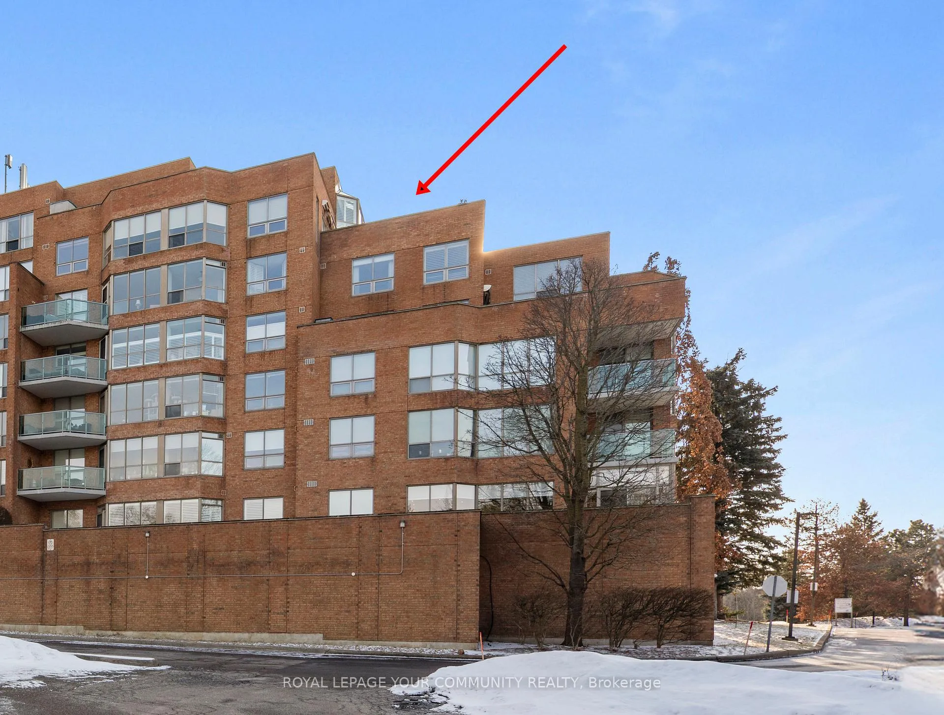 Photo 32 of Unit 611, 14924 Yonge Street, Aurora, Aurora Highlands — HOMEH