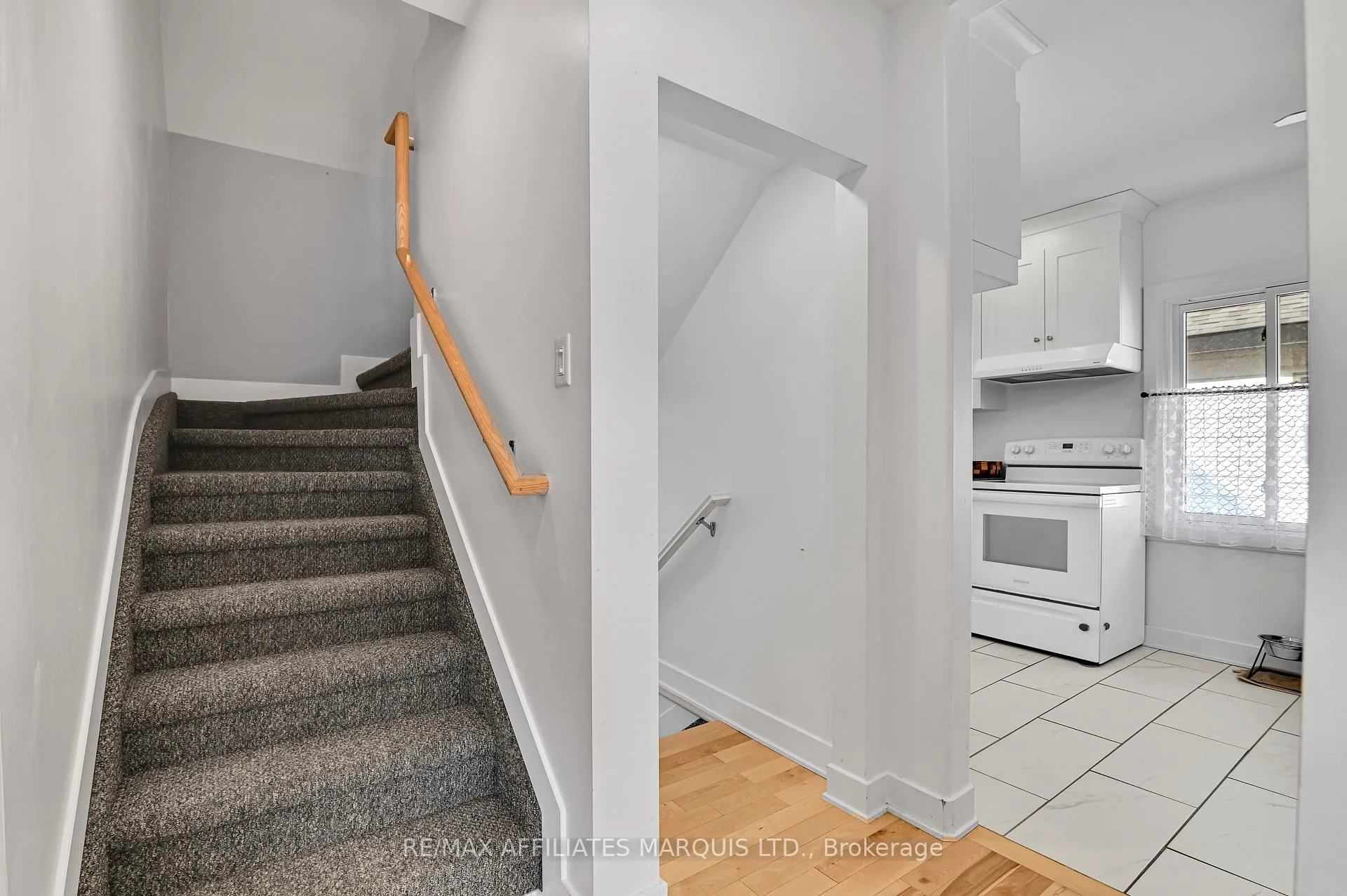 Photo 12 of 1006 Second Street E, Cornwall — HOMEH