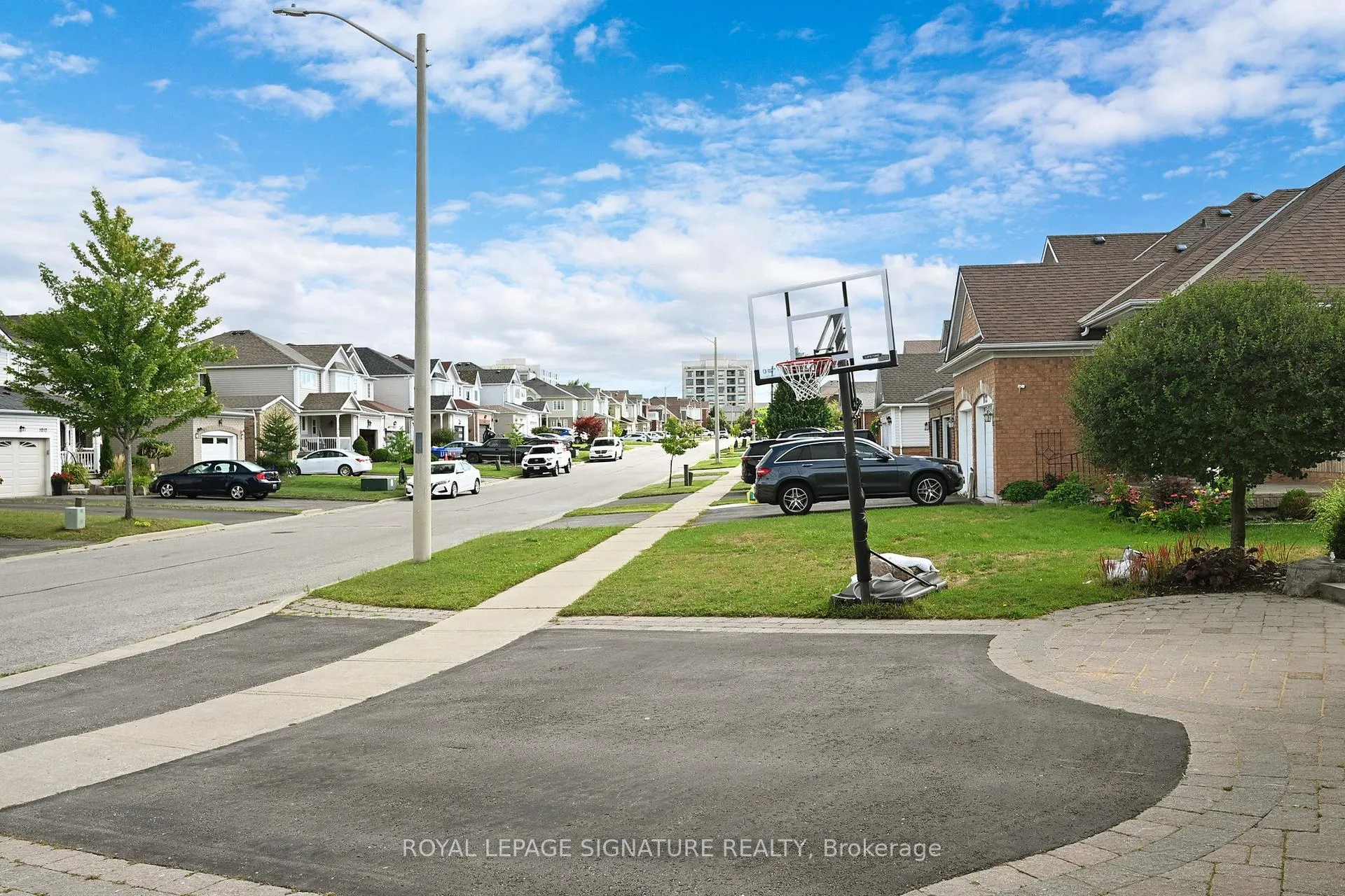 Photo 5 of Unit Bsmt, 1018 Glenbourne Drive, Oshawa, Pinecrest — HOMEH