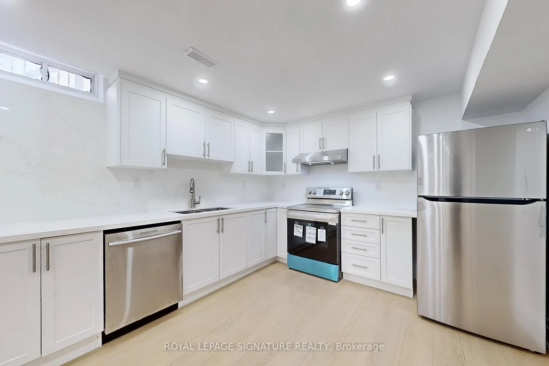 Photo 14 of Unit Bsmt, 1018 Glenbourne Drive, Oshawa, Pinecrest — HOMEH
