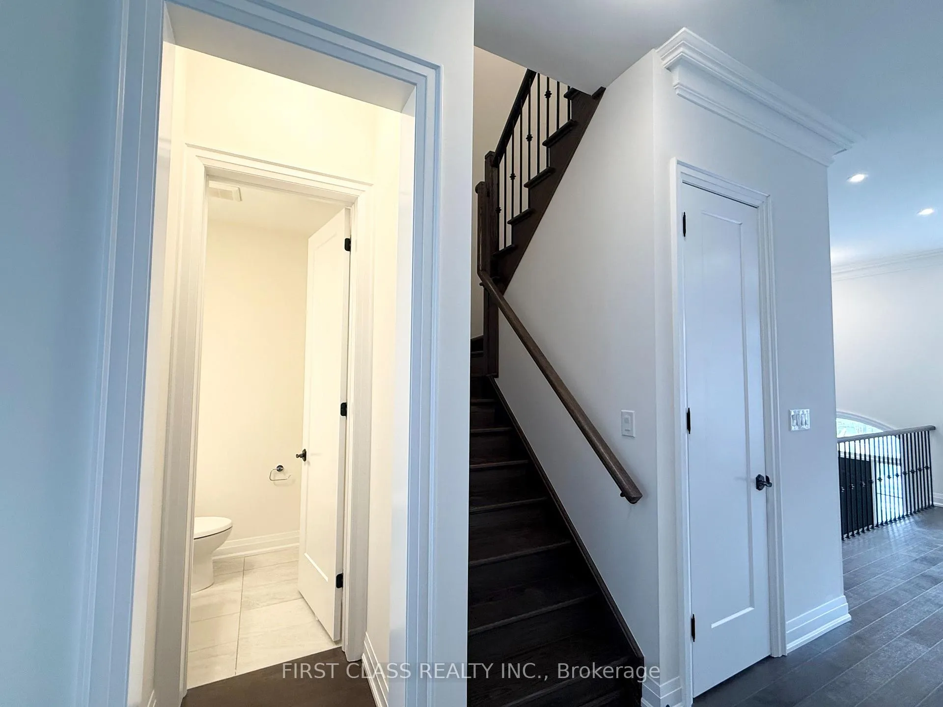 Photo 11 of 12 Abbeyhill Lane, Markham, Angus Glen — HOMEH