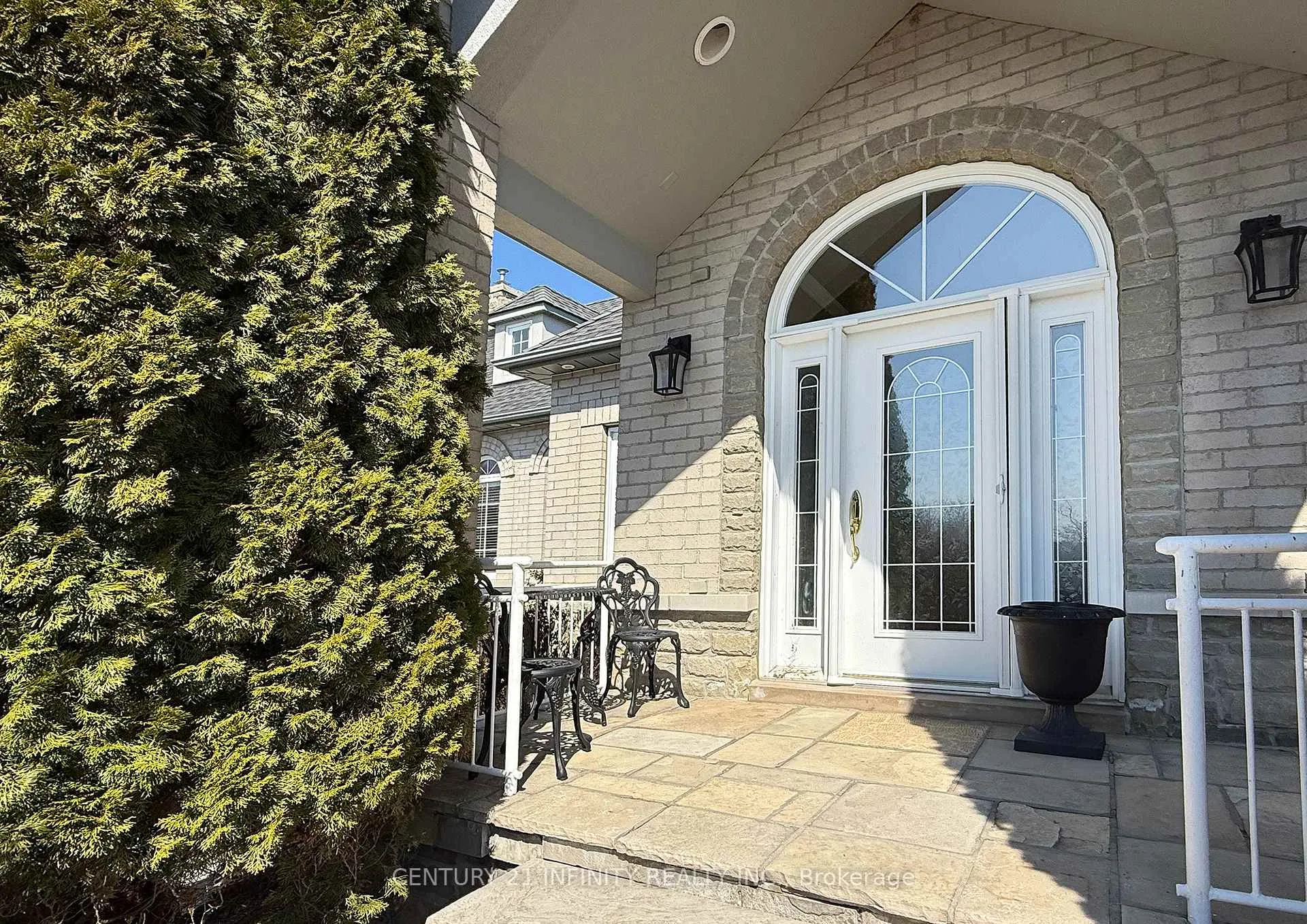Photo 8 of 1501 Kodiak Street, Pickering, Rural Pickering — HOMEH