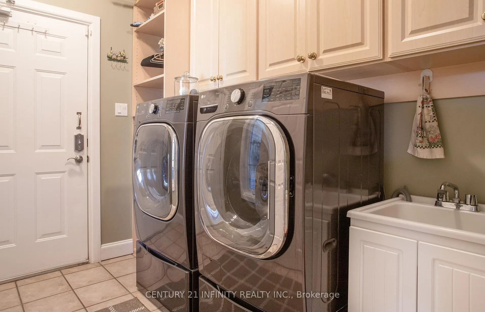 Photo 30 of 1501 Kodiak Street, Pickering, Rural Pickering — HOMEH