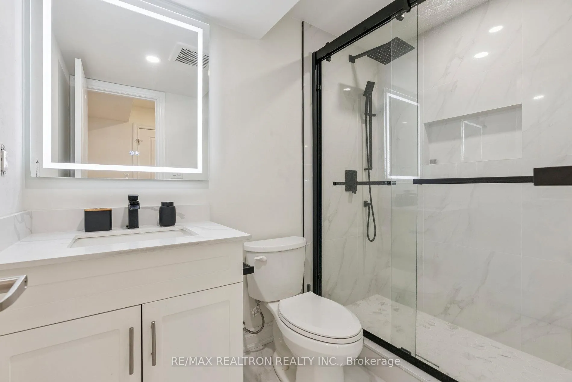 Photo 12 of 38 Balsdon (Lower Level) Hollow, Whitby, Lynde Creek — HOMEH