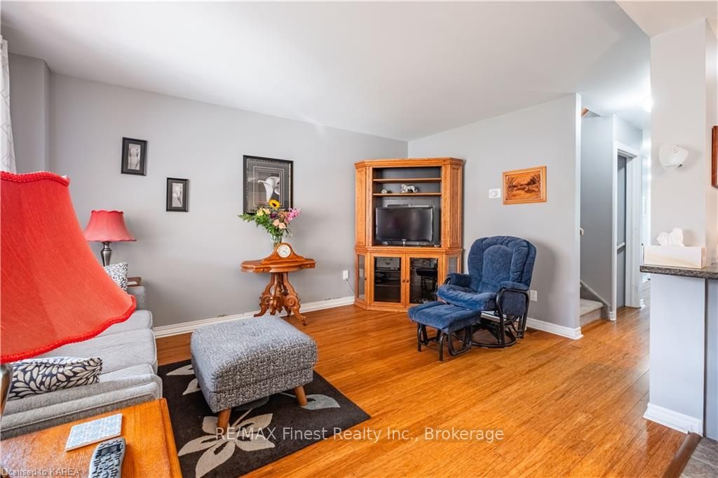Photo 10 of 236 River Street, Gananoque — HOMEH