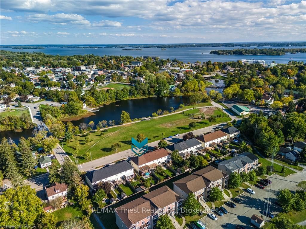 Photo 36 of 236 River Street, Gananoque — HOMEH