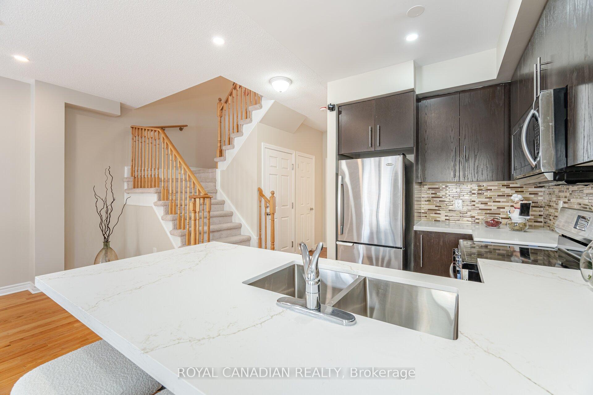 Photo 5 of 20 Horton Street, Ajax, Central East — HOMEH