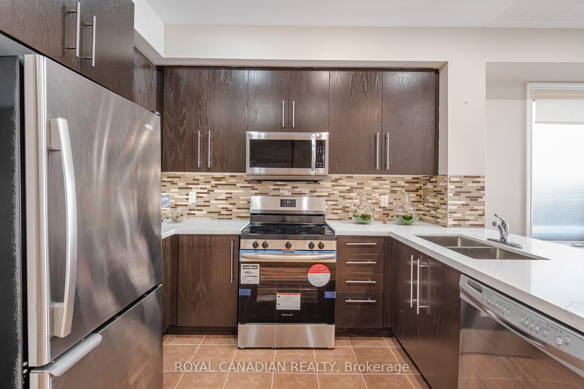 Photo 6 of 20 Horton Street, Ajax, Central East — HOMEH
