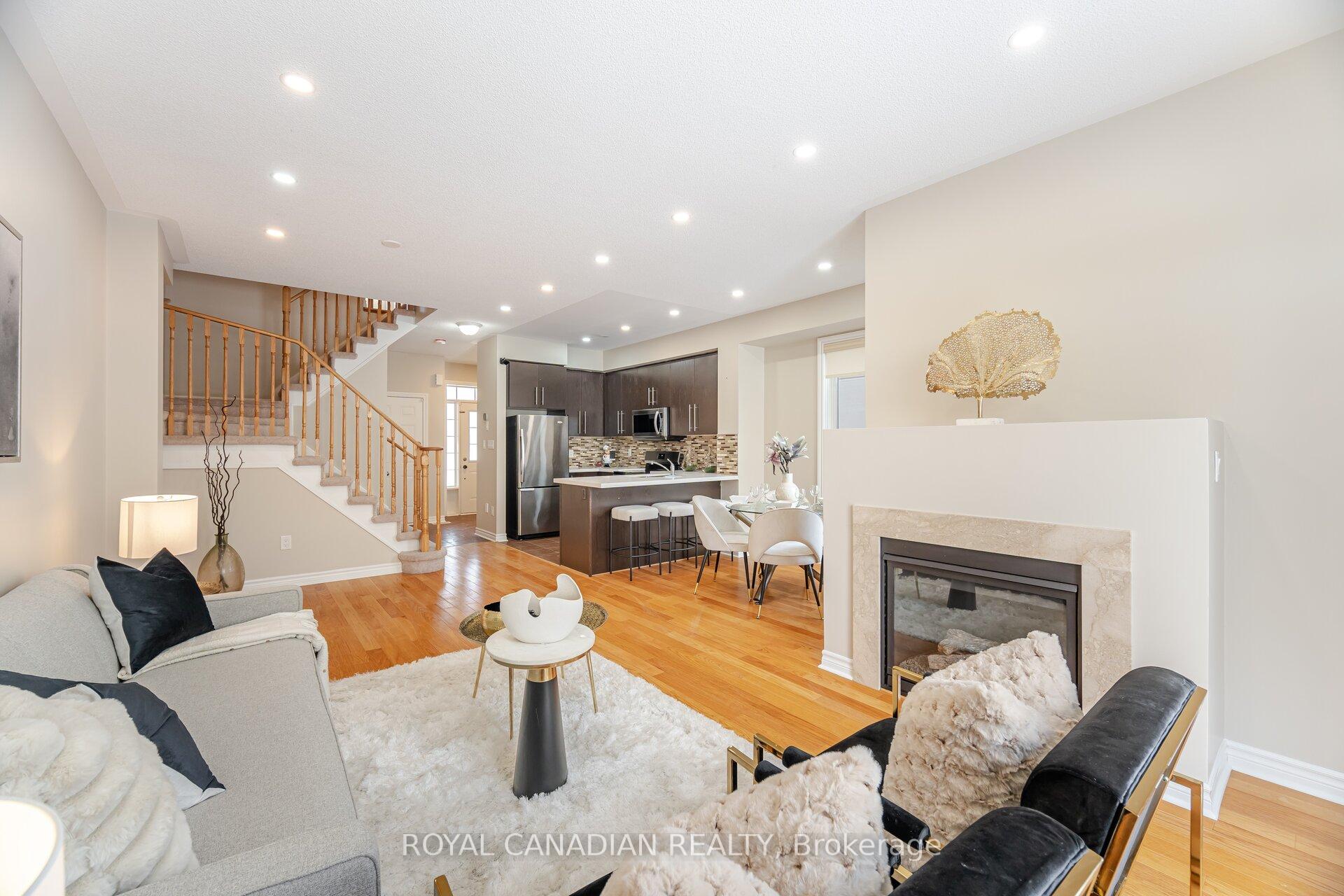 Photo 10 of 20 Horton Street, Ajax, Central East — HOMEH